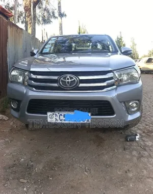 Toyota Hilux 2017 Silver
