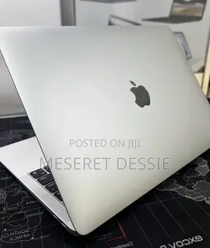 New Laptop Apple MacBook Air 2020 M1 16GB Apple M1 SSD 512GB