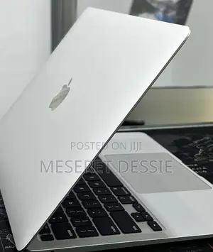 New Laptop Apple MacBook Air 2020 M1 16GB Apple M1 SSD 512GB