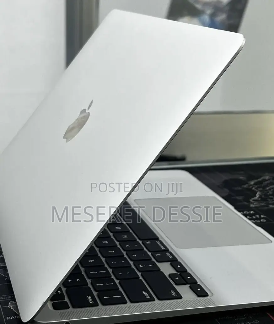 New Laptop Apple MacBook Air 2020 M1 16GB Apple M1 SSD 512GB