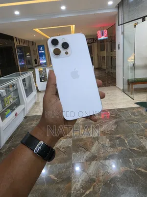 New Apple iPhone 16 Pro Max 256 GB White