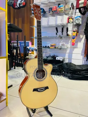 Box Guitar Luckystar
