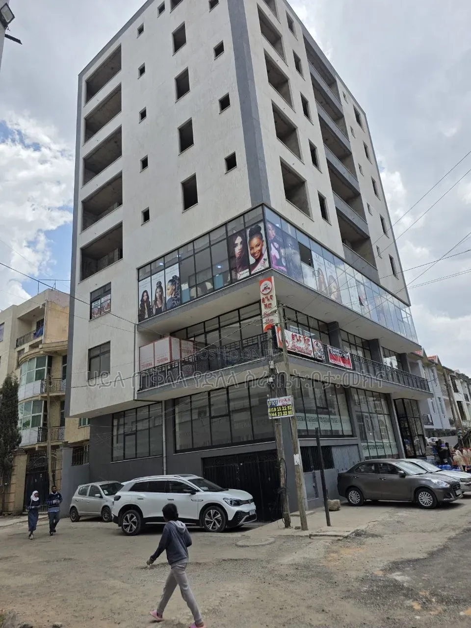 Urgent 270 M2 B+G+8 Commercial Buliding for Sale Addis Ababa Area