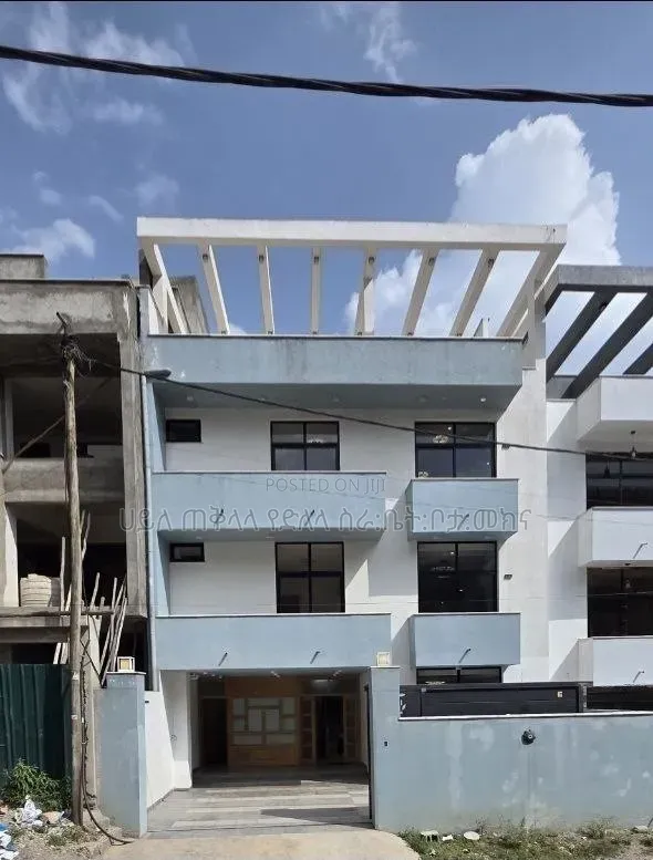 Furnished 7bdrm Townhouse/Terrace in Ayat Area, Yeka for sale