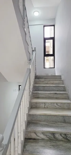 Furnished 7bdrm Townhouse/Terrace in Ayat Area, Yeka for sale
