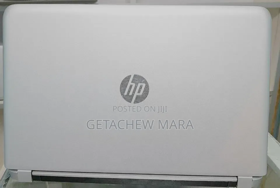 New Laptop HP Envy X360 8GB Intel Core i7 SSD 256GB