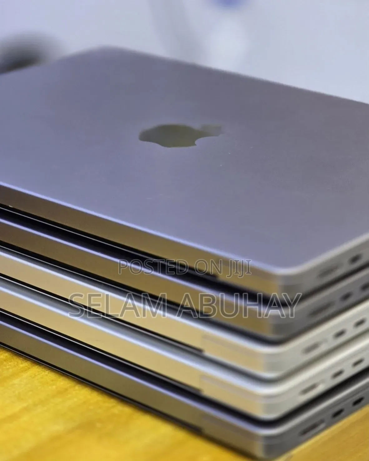 New Laptop Apple MacBook Pro 2021 M1 16GB Apple M1 Pro SSD 512GB