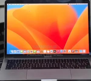 New Laptop Apple MacBook Pro 2017 16GB Intel Core i5 SSD 512GB