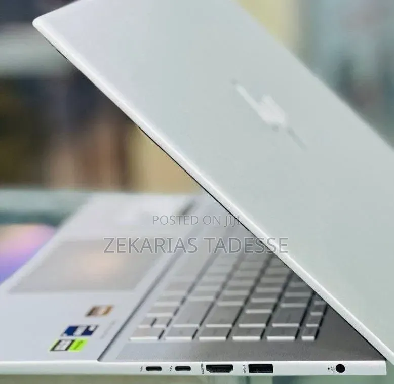 New Laptop HP Envy 15 16GB Intel Core i9 SSD 1T