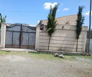 Furnished 5bdrm Villa in East Shewa for sale