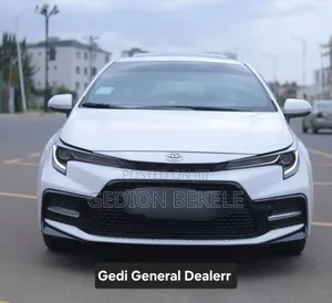 Toyota Corolla 2022 White