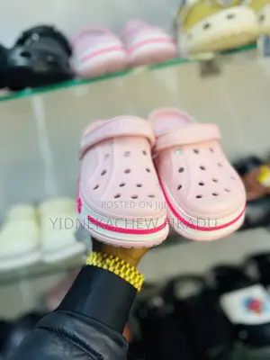 Crocs Shose