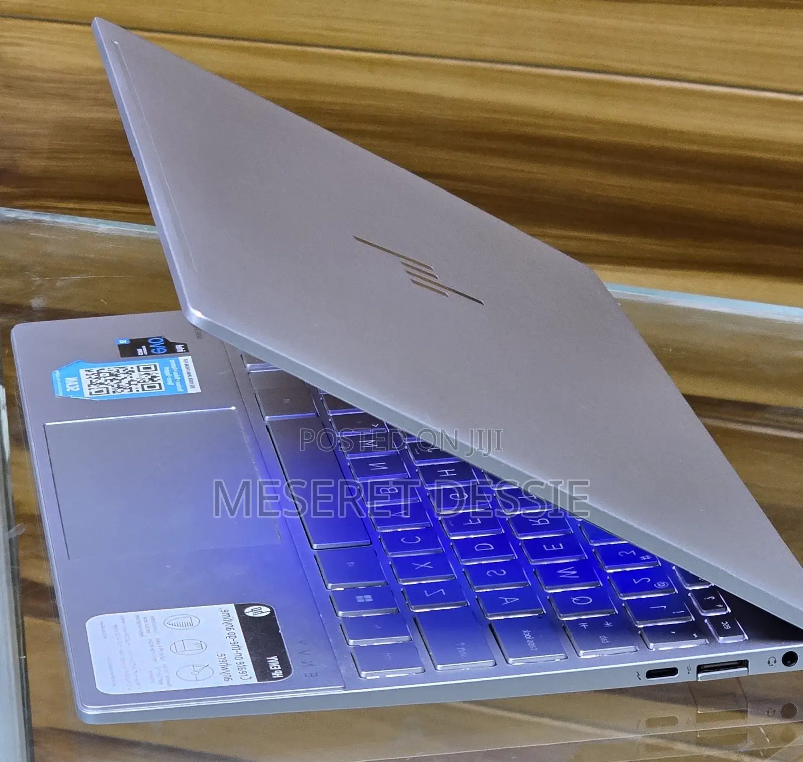 New Laptop HP Envy x360 8GB Intel Core i5 SSD 256GB