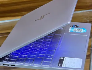 New Laptop HP Envy x360 8GB Intel Core i5 SSD 256GB