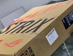 New Laptop Asus ROG Strix G18 16GB Intel Core i9 SSD 1T