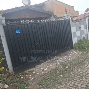 Furnished 5bdrm House in መኖርያ ቤት, Kolfe Keranio for sale