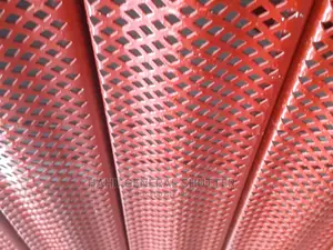 ወንፊት ሻተር Punched Shutter