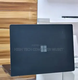 New Laptop Microsoft Surface 16GB Intel Core i7 SSD 256GB