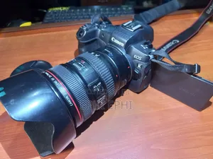 Canon R Wwith 24-70mm F4 Lens