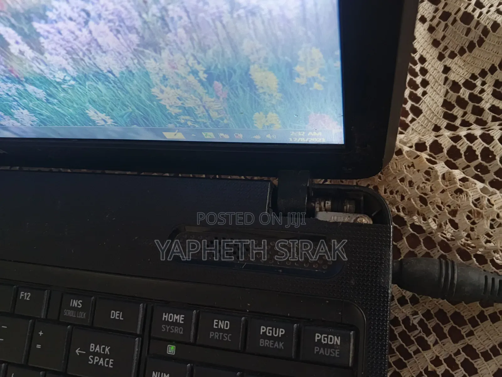 Laptop Toshiba Satellite C850 4GB Intel Pentium HDD 640GB