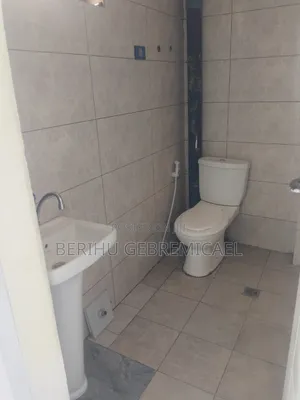 1bdrm Condo in አያት, Yeka for sale