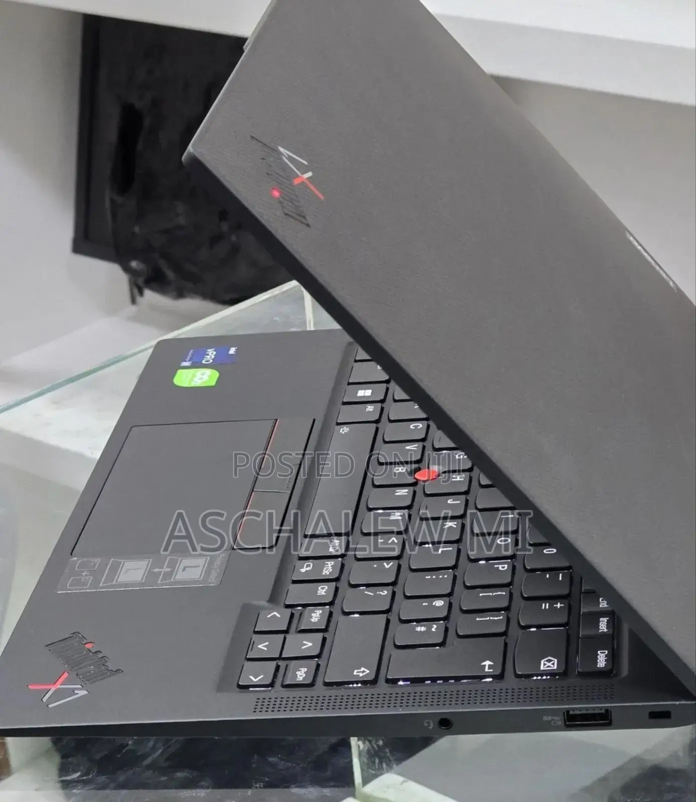 New Laptop Lenovo ThinkPad X1 Carbon 16GB Intel Core i7 SSD 512GB