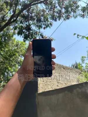 Apple iPhone XR 128 GB Red