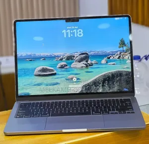 New Laptop Apple MacBook Air 2022 M2 8GB Apple M2 SSD 256GB