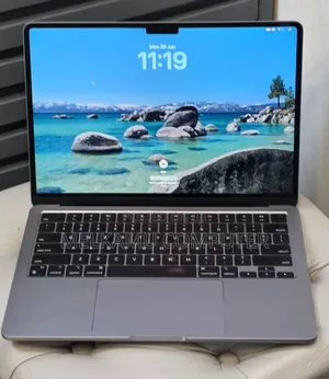 New Laptop Apple MacBook Air 2022 M2 8GB Apple M2 SSD 256GB
