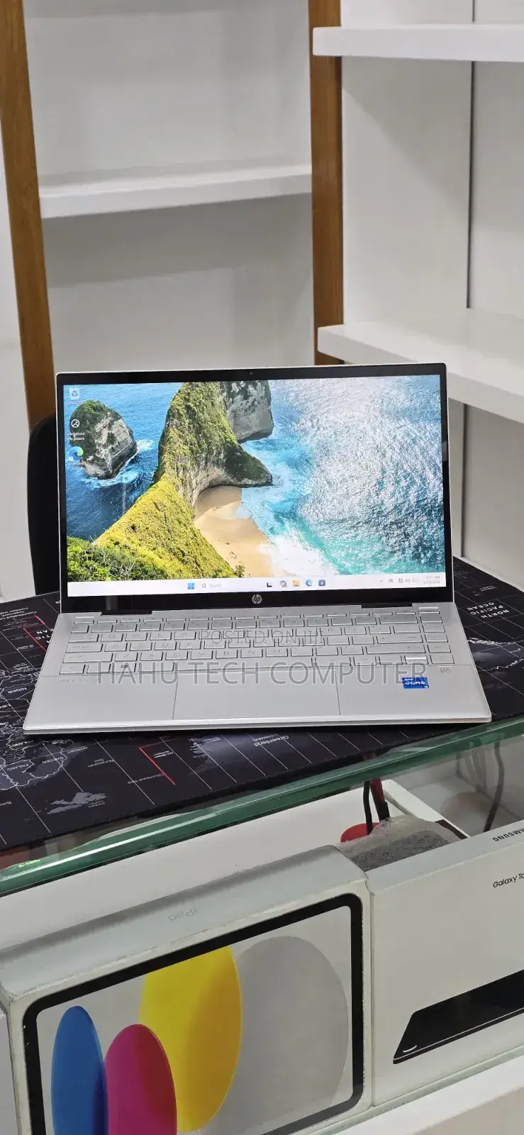 New Laptop HP Pavilion x360 8GB Intel Core i5 SSD 512GB