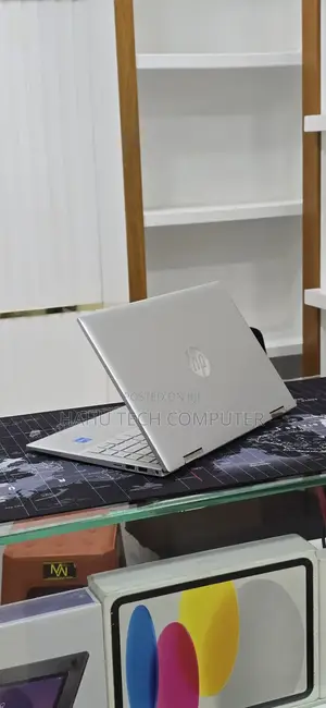 New Laptop HP Pavilion x360 8GB Intel Core i5 SSD 512GB