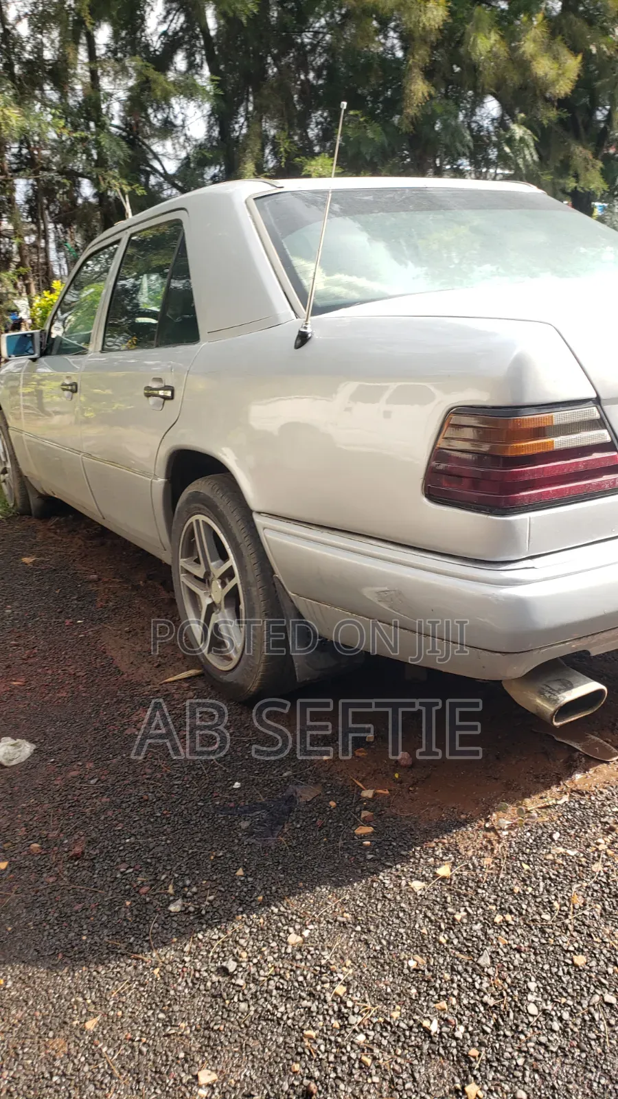 Mercedes-Benz E200 2000 White