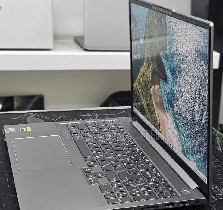 New Laptop Lenovo ThinkBook 13 32GB AMD Ryzen 7 SSD 512GB