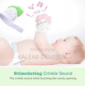 Baby Glove With Nibbler የድድ ማከኪያ
