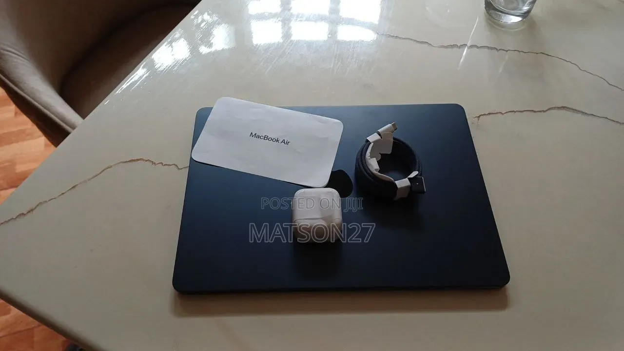 New Laptop Apple MacBook Air 2026 M5 16GB Apple M5 SSD 512GB