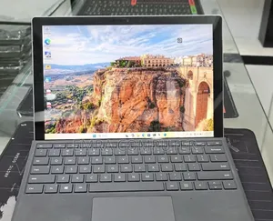 New Laptop Microsoft Surface 16GB Intel Core i7 SSD 512GB