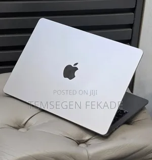 New Laptop Apple MacBook Air 2023 M2 8GB Apple M2 SSD 256GB