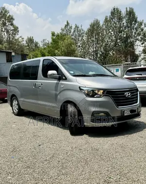 Hyundai H1 2020 Gray