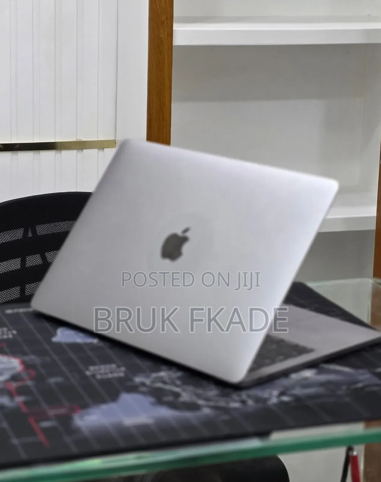 New Laptop Apple MacBook Pro 2017 16GB Intel Core i5 SSD 512GB