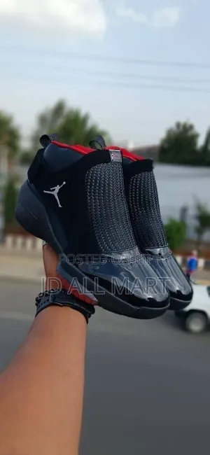 Nike Air Jordan 19