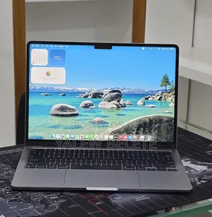 New Laptop Apple MacBook Air 2022 M2 16GB Apple M2 SSD 256GB