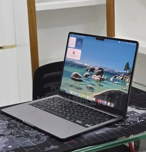 New Laptop Apple MacBook Air 2022 M2 16GB Apple M2 SSD 256GB