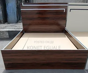 1.50cm ላሚኔት Bed