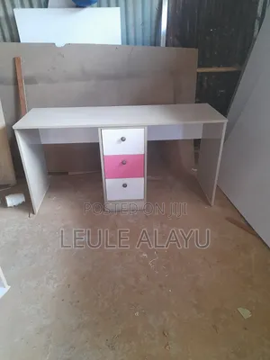 Reading Table