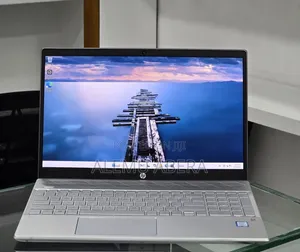 New Laptop HP Pavilion 15 8GB Intel Core i7 SSD 256GB