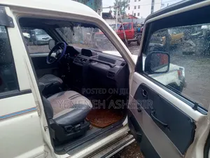 Mitsubishi Pajero Junior 1998 White
