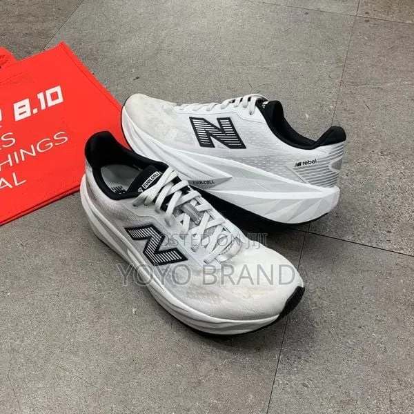 New Balance Fuelcell Rebel V5 Running White/Black