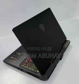 New Laptop MSI Vector 16 HX AI A2XWIG 16GB AMD Ryzen 9 SSD 1T