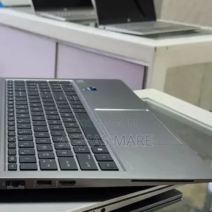 New Laptop HP ZBook 15 16GB Intel Core i7 SSD 512GB