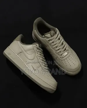 Nike Air Force 1 '07 Lv8 "Light Army